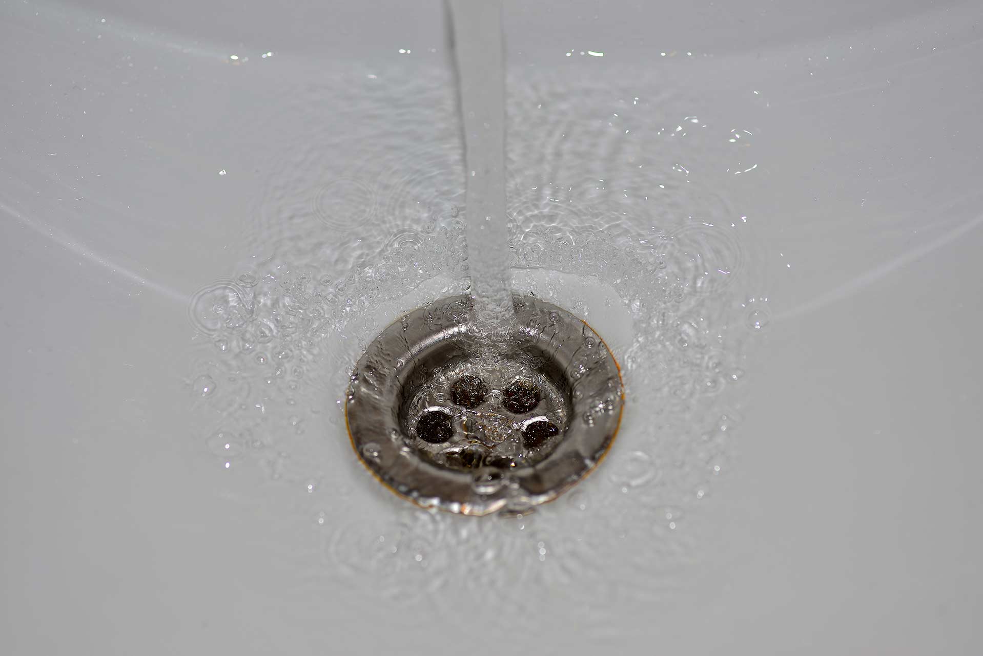 A2B Drains provides services to unblock blocked sinks and drains for properties in Fulwood.